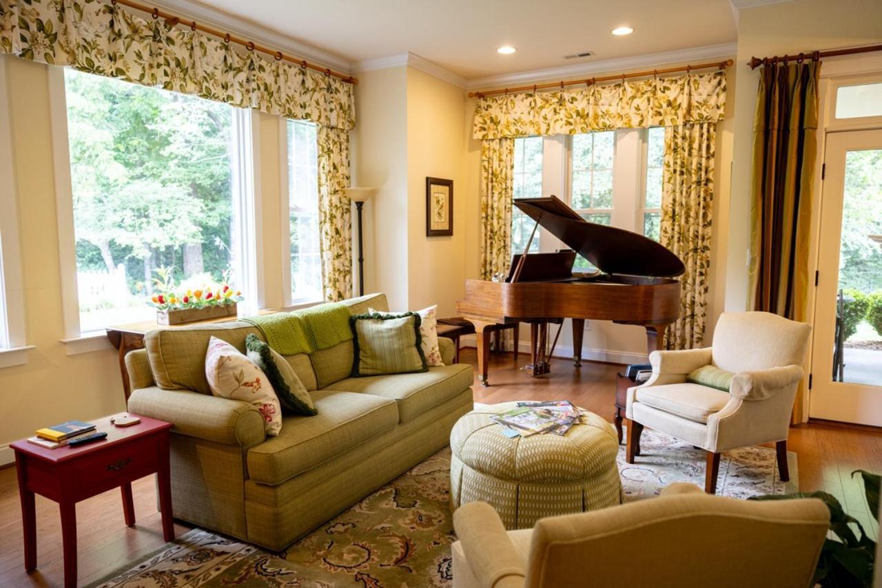 Mills River Bed & Breakfast On Tiffany Hill מראה חיצוני תמונה
