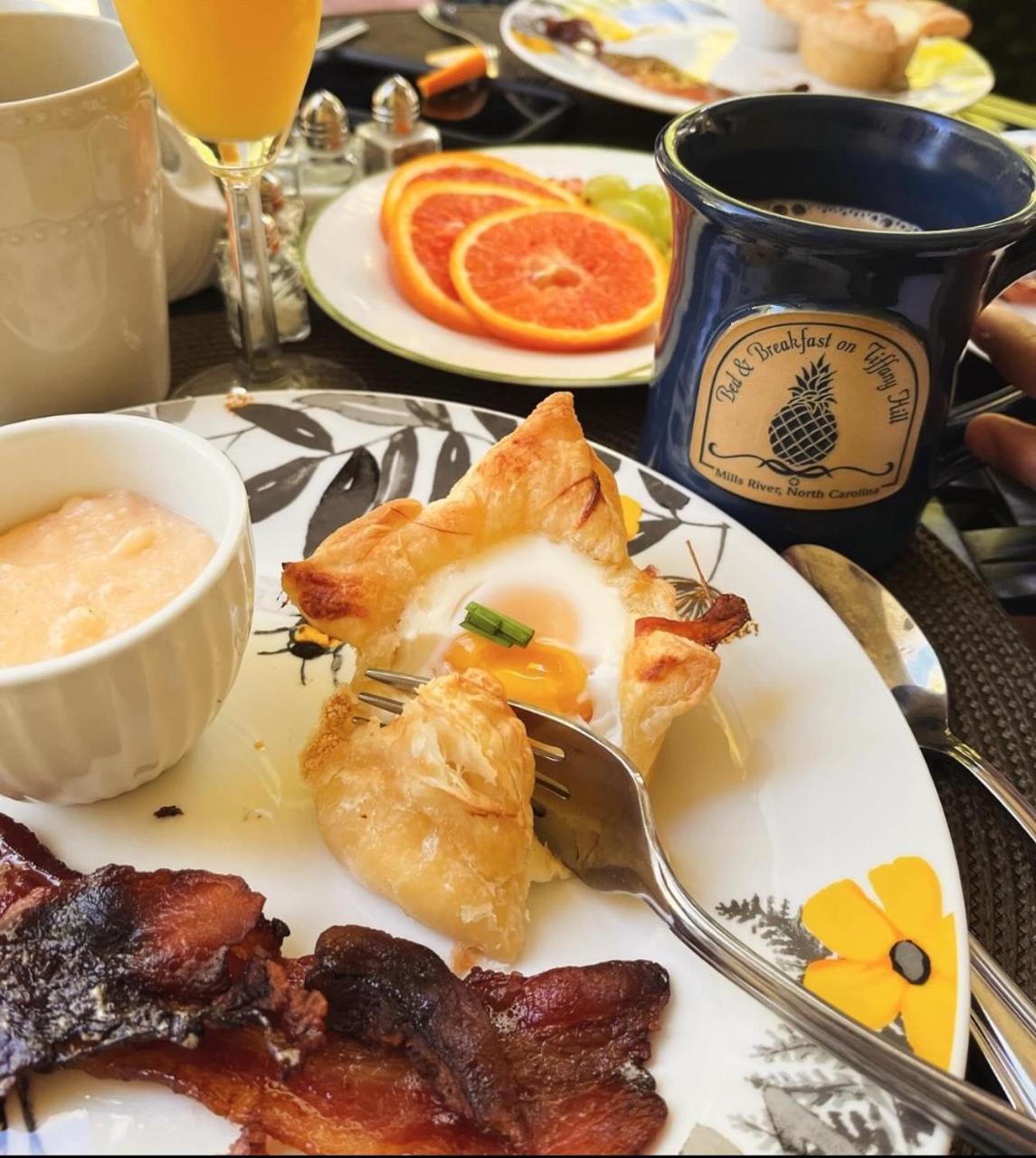 Mills River Bed & Breakfast On Tiffany Hill מראה חיצוני תמונה